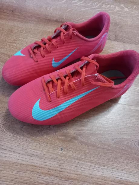 Chlapčenské kopačky, nike,38