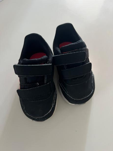 Adidas tenisky, adidas,19