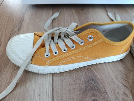 Super stav, reserved,40