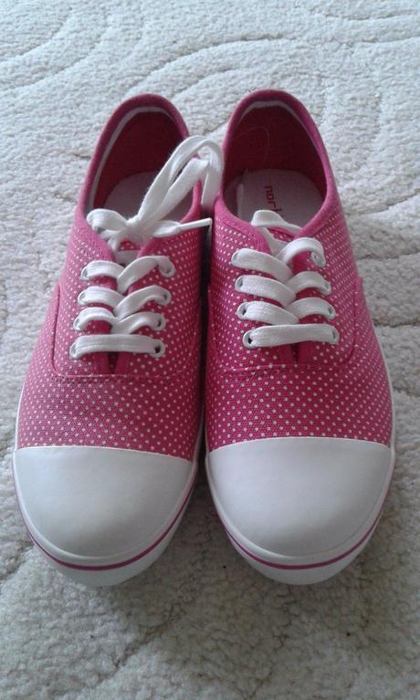 Tenisky č. 39, baťa,39