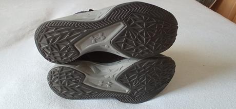 Botasky na basketbal, under armour,38