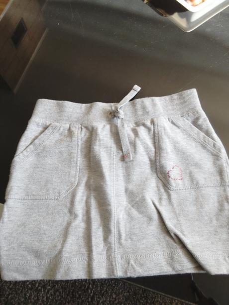 Suknicka, girl2girl,116