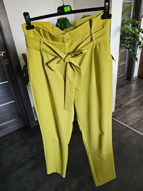 Krikľavé nohavice, reserved,m