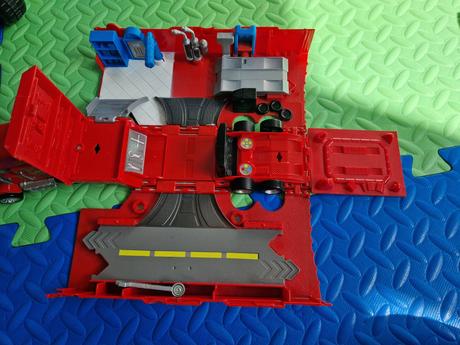 26de_mc queen truk rozkladaci, 