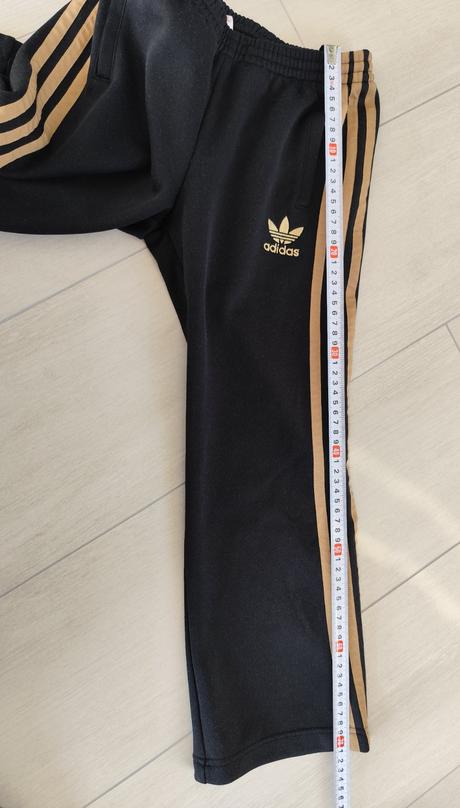 Predám dievčenské adidas tepláky, adidas,128