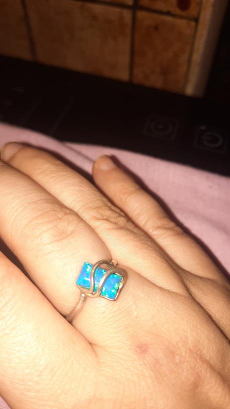 Strieborný prsteň s opalitom, 