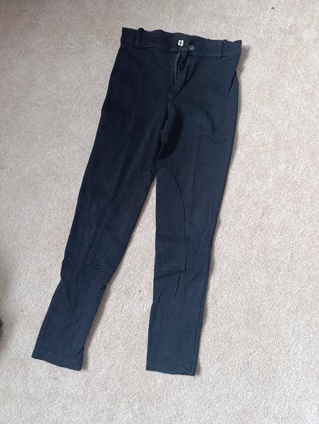 Jazdecké nohavice, 146