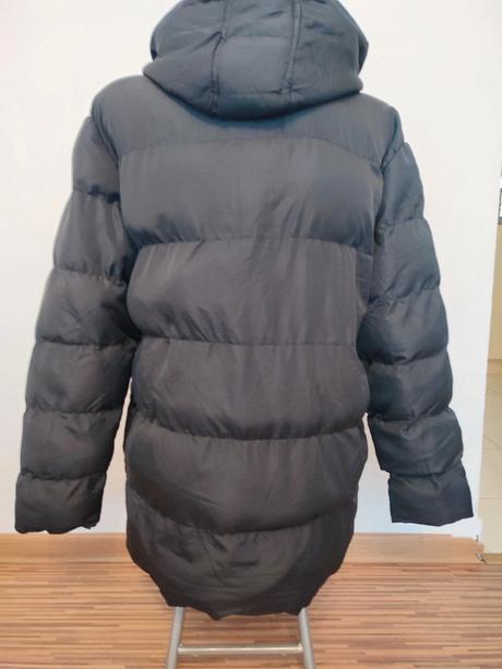 Čierna bunda paperová, l