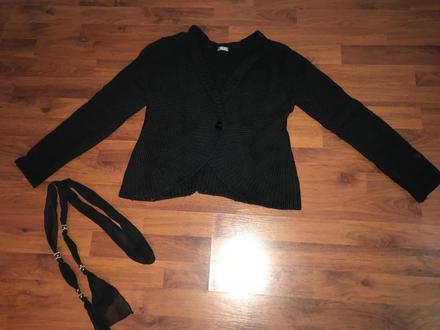 Krásny teplučký elegantný sveter na gombík, l