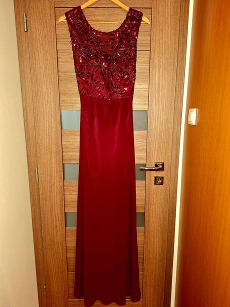 Spoločenské šaty, l