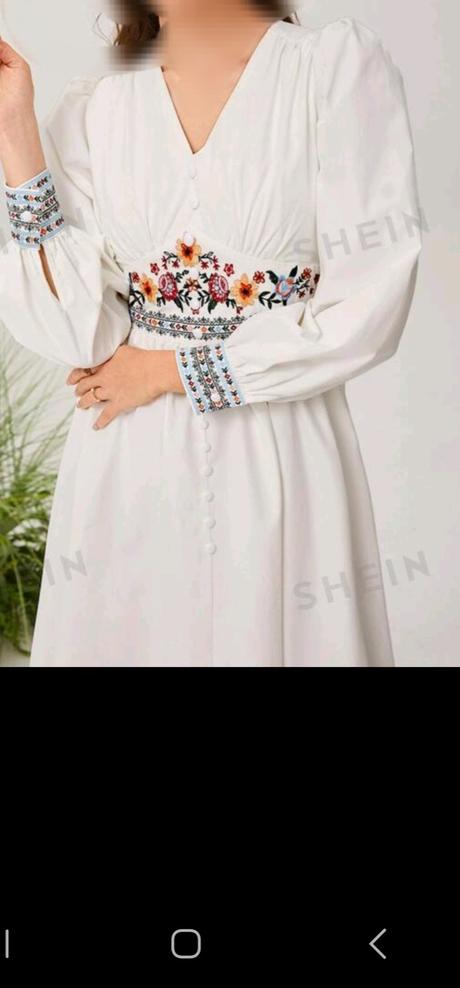 Krásne šaty so vzormi na páse, xs