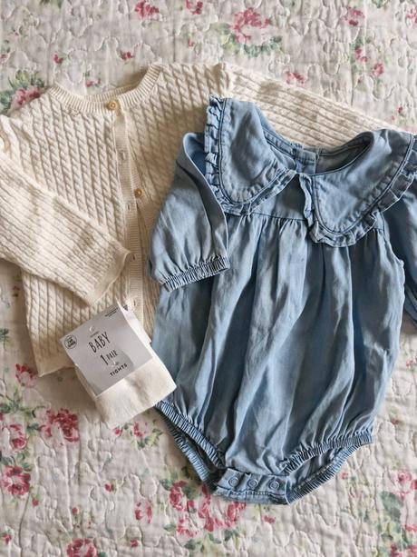 Body + svetrík + pančušky, george,62 / 68