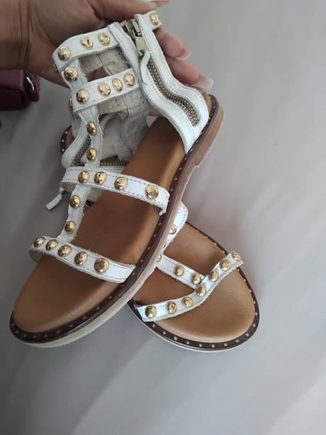 Biele gladuatorky, 37