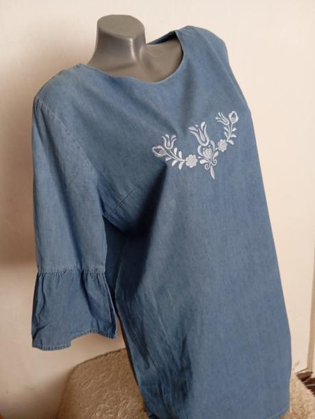 Slovak folk šaty, 42