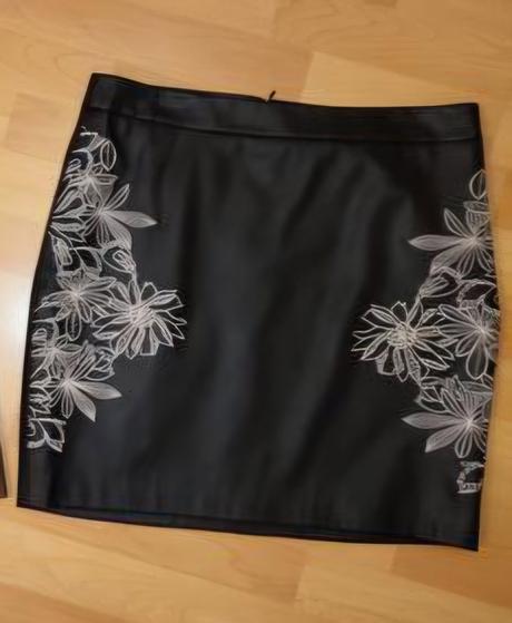 Koženková sukňa veľ.40, orsay,m