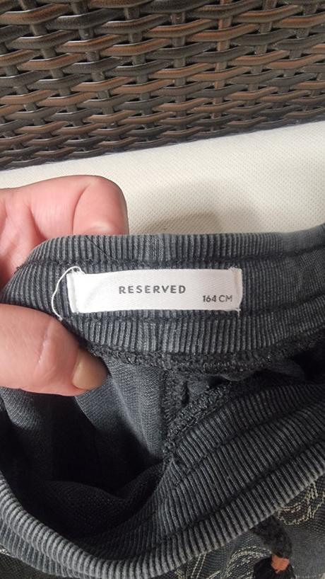 Sortky, reserved,164