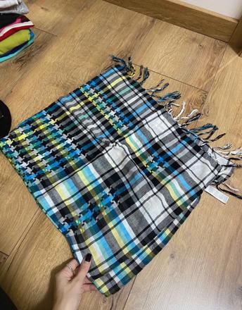 Šál, chapter young