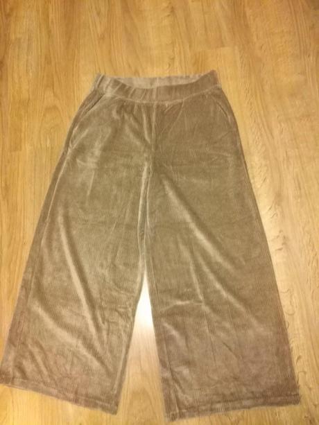 Krásne 3/4-zimne, s