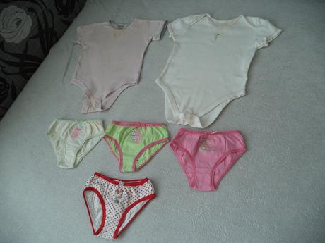 4 x gaťky + 2 body k tomu 98, f&f,98