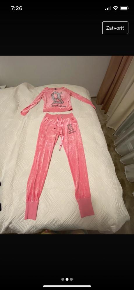 Ruziva velurova suprava, m