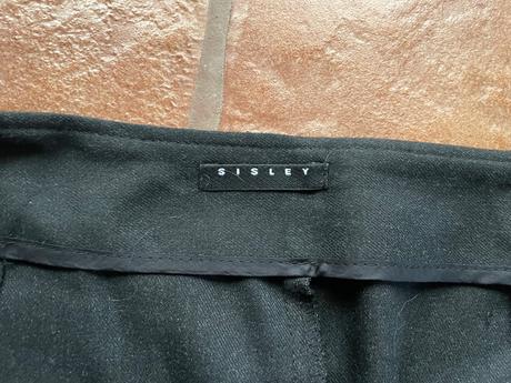 Sivá elegantná sukna s cipkou, sisley,xs