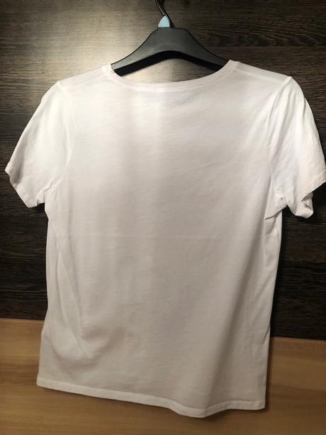 Biele tricko s obrazkom m, amisu,m