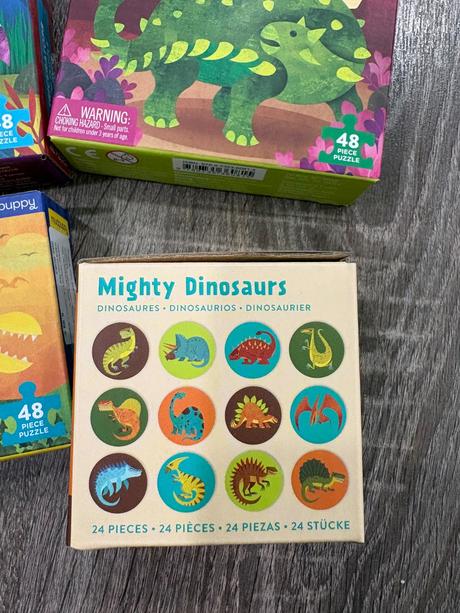 Mudpuppy - pre chlapcov puzzle a pexeso s dinosaur,