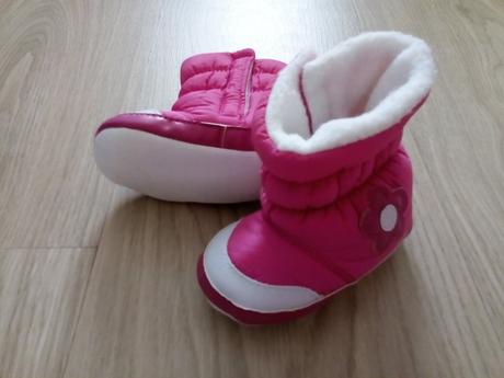 Dievčenské snehule v. 74 - 80 (6 - 12 mes.), kik,<17