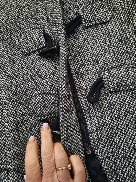 Dámsky kabát s kapucňou, 36