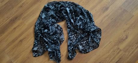 Extra veľká šatka, 