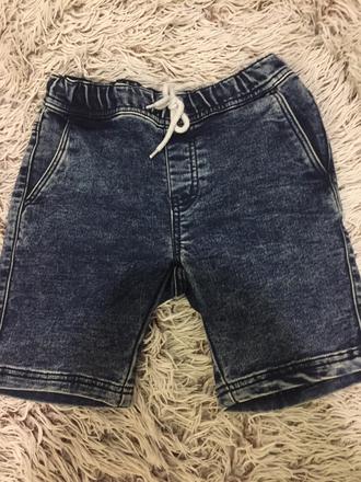 Tmavé kraťasy, kiki&koko,134