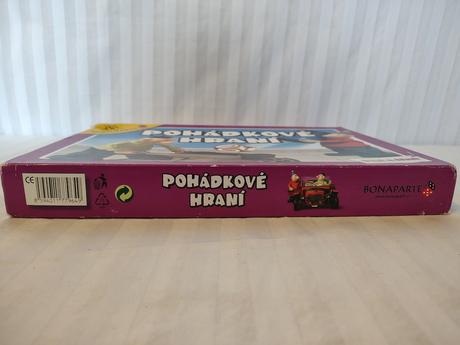 Retro spoločenská hra pat a mat, pohádkové hraní, 