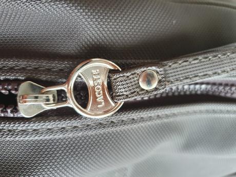 Kabelka lacoste roll bag hnedá, lacoste