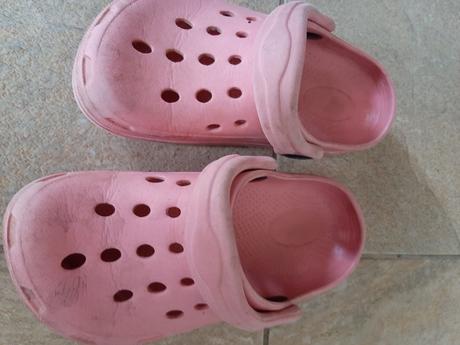 Croxy 24, crocs,24