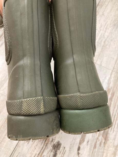 Gumáky bisgaard, 36