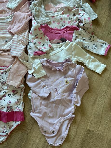 Body s dlhým rukávom, 62