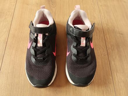 Dievčenské tenisky nike č. 33 (21,0 cm) super stav, nike,33