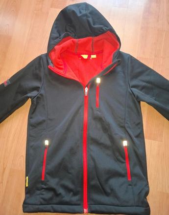 Dievčenska bunda, 134