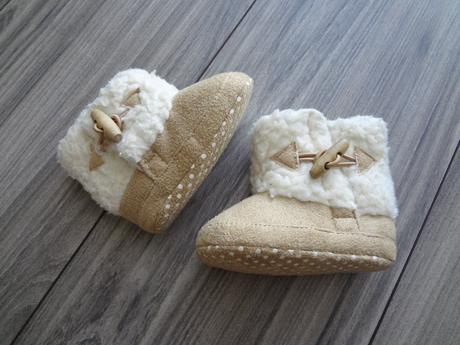 Balík capačiek, <17