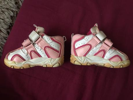 Frajerské prvé tenisky pre malú slečnu, 18