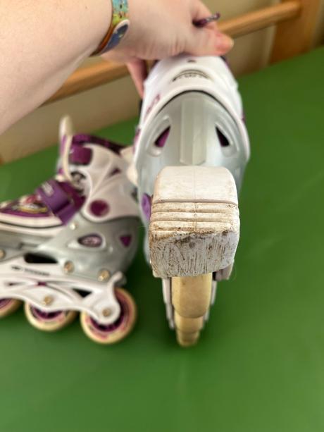 Dievcenske korcule worker 2v1 c. 33-36, 33