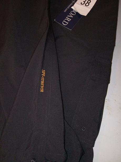 Športové nohavice, 38