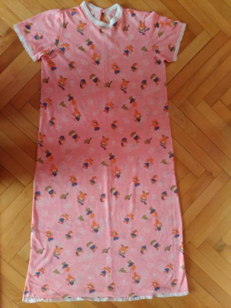 Nočná košeľa, 158