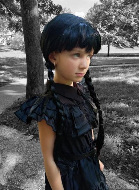 Nove wednesday šaty,