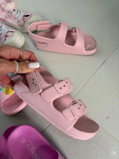 Balík topánok na leto velkost 28, 28