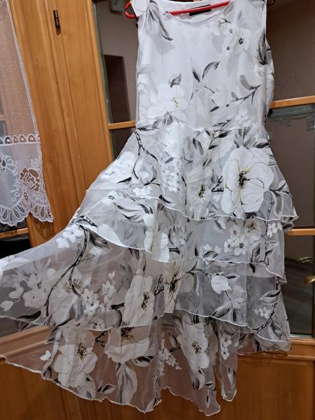 Spoločenské šaty m, m