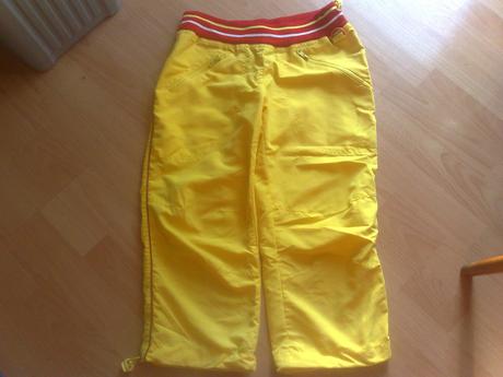 Ponukam niečo žltučke trištvrtky pre damu, s