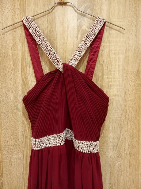 Krásne spoločenské šaty, m