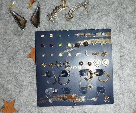 Náušnice 22 párov, avon