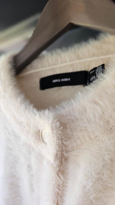 Smotanový chlpatý pulóvrik vero moda, vero moda,l
